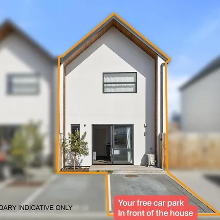 3Brm 3 Bathroom Central Townhouse Free Car Park